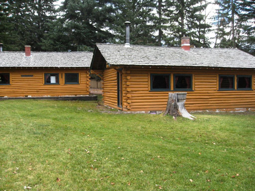 Park Gate Chalets Hotel Canmore Room photo